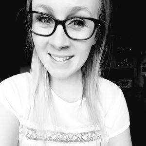 Meet your Posher, Sirrina